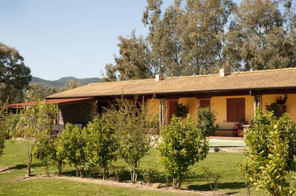 Agriturismo Monte Majore Siliqua Ngoại thất bức ảnh